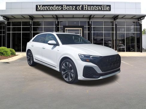 Used 2025 Audi Q8 Prestige AWD/4WD image 1