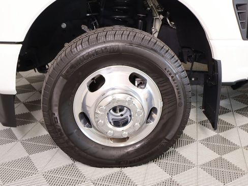 Used 2025 Ford F350 Platinum AWD/4WD image 18