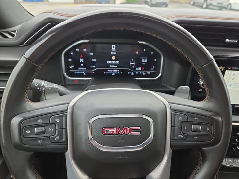 Certified 2024 GMC Sierra 1500 AT4 w/ Technology Package AWD/4WD image 4