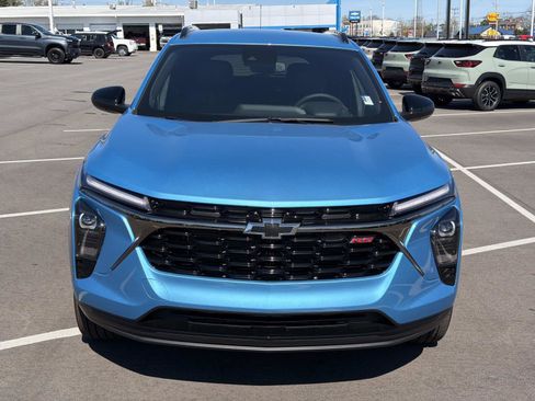 New 2026 Chevrolet Trax RS w/ Driver Confidence Package FWD image 9