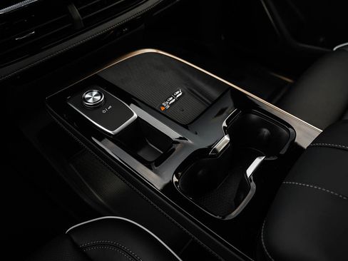 New 2026 Buick Enclave Avenir w/ LPO, Floor Liner Package image 29