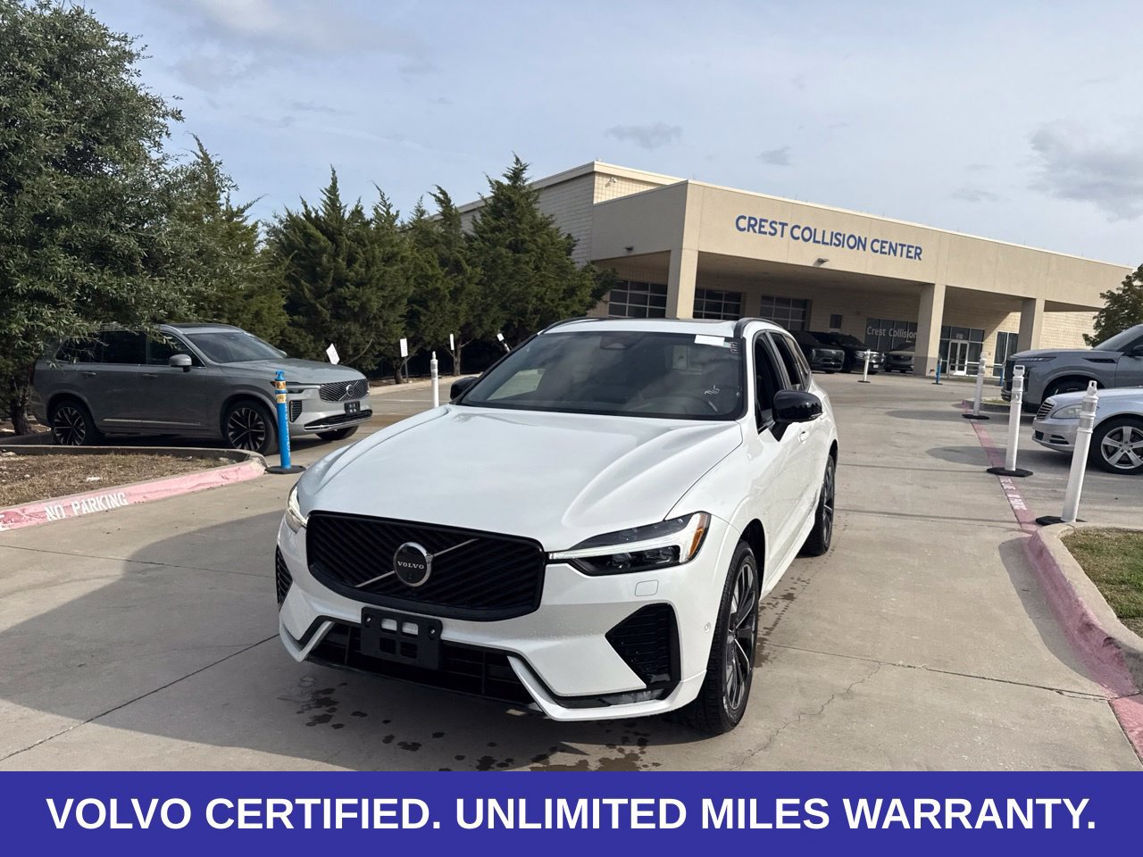 Certified 2026 Volvo XC60 B5 Plus AWD/4WD image 2