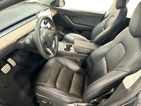 Certified 2022 Tesla Model Y Performance AWD/4WD image 9