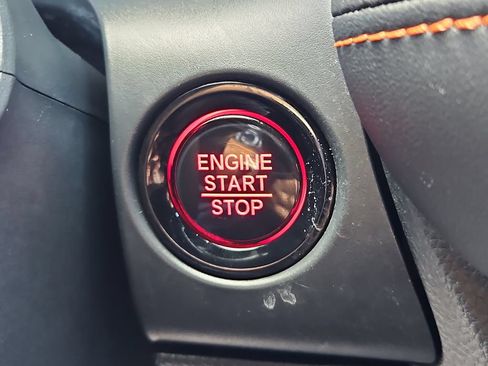 Certified 2025 Honda HR-V Sport image 21
