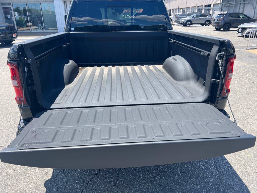 Used 2025 RAM 1500 Tradesman w/ Night Edition AWD/4WD image 17