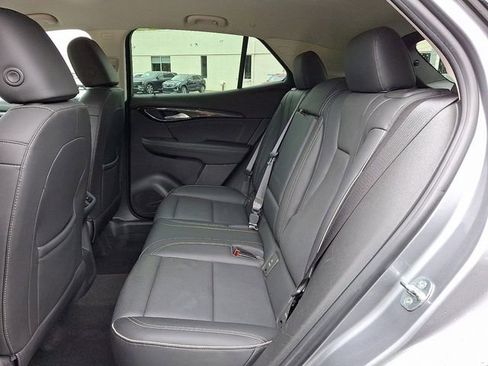 Used 2022 Buick Envision Essence w/ Technology Package I image 11