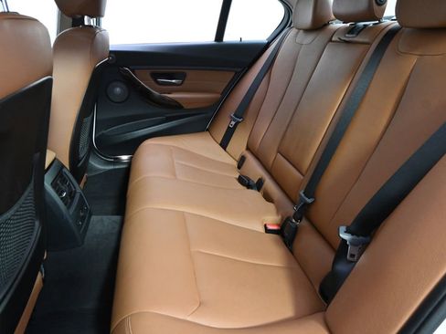 Used 2014 BMW 335i xDrive Sedan image 21
