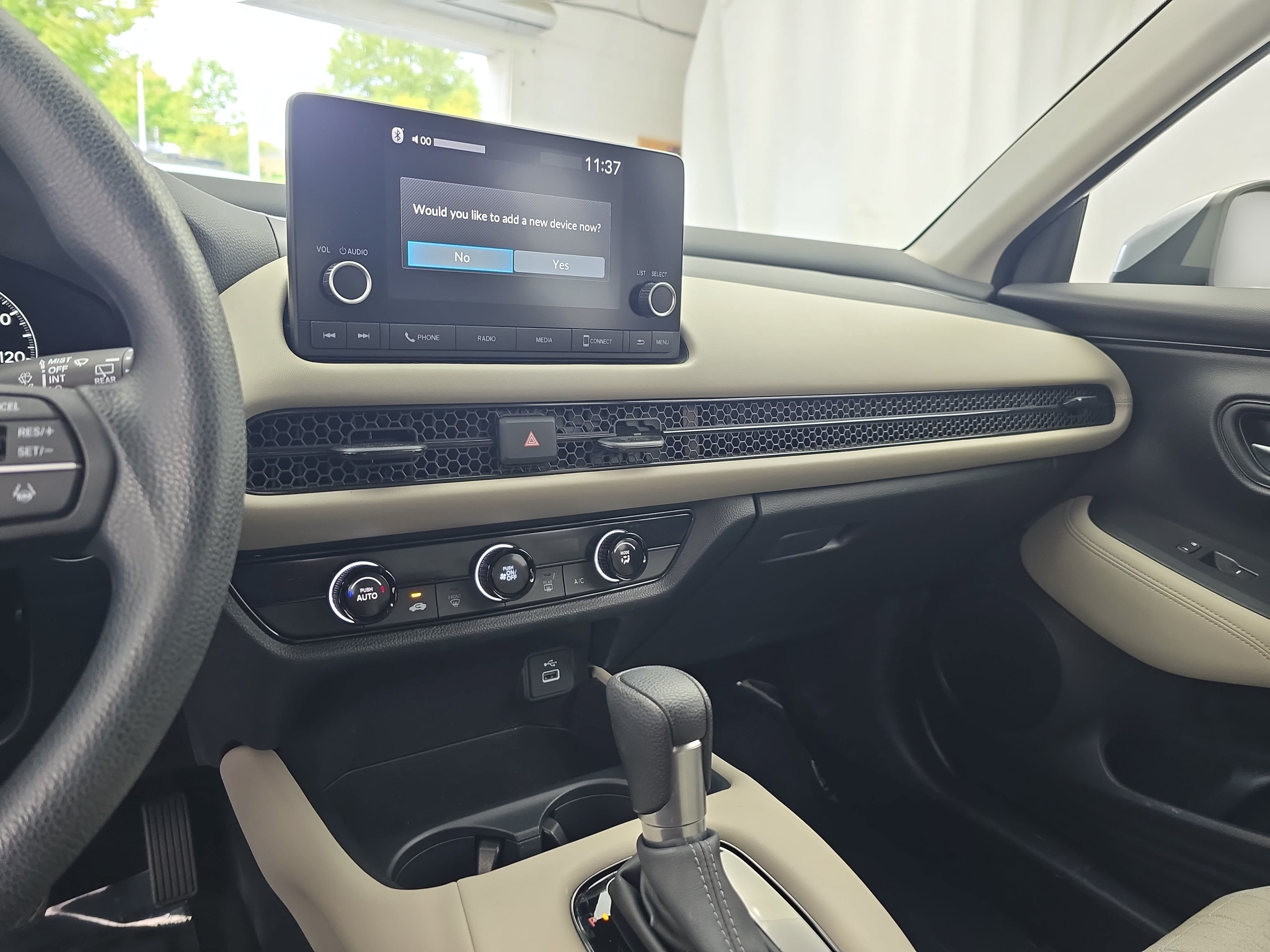 Used 2024 Honda HR-V LX image 19