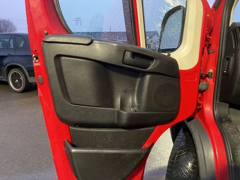 Used 2017 RAM ProMaster 2500 w/ Mopar Trailer Tow Group image 7