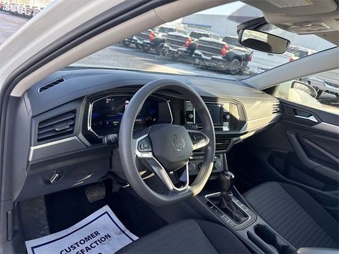 Used 2023 Volkswagen Jetta S image 10