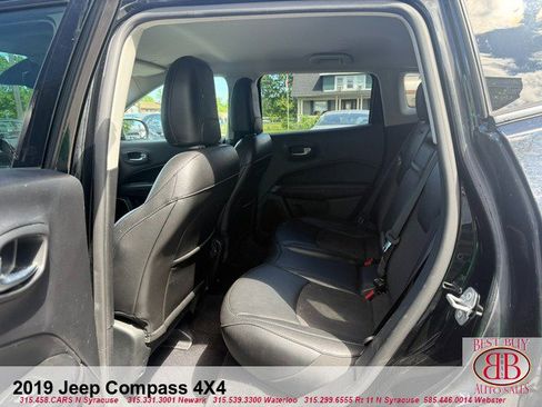 Used 2019 Jeep Compass Latitude AWD/4WD image 11