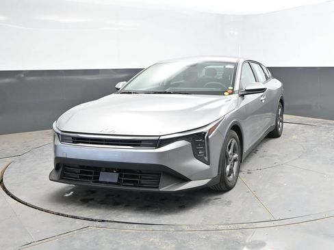Used 2025 Kia K4 FWD image 4