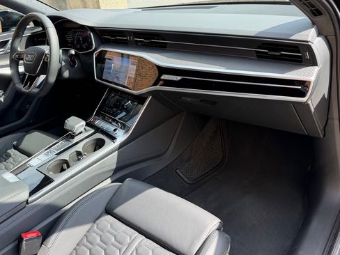 Used 2026 Audi RS 6 performance image 21