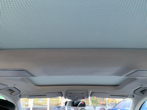 Used 2015 Audi A8 L 4.0T w/ Premium Package image 33