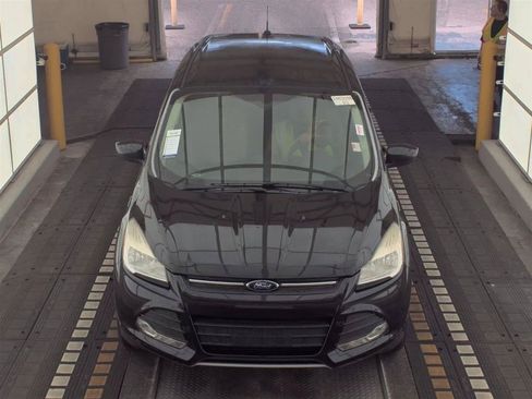 Used 2014 Ford Escape SE FWD image 2