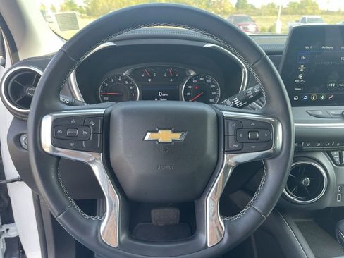 Used 2023 Chevrolet Blazer LT image 18