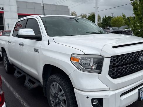 Used 2018 Toyota Tundra Platinum AWD/4WD image 2