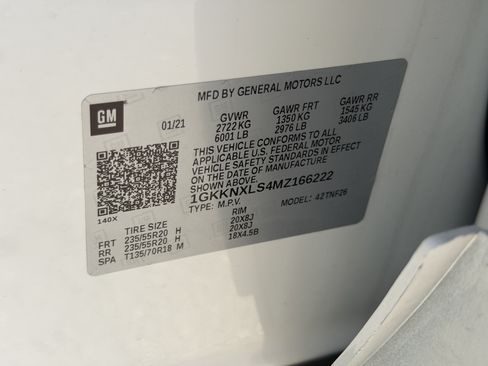 Certified 2021 GMC Acadia Denali w/ Denali Ultimate Package AWD/4WD image 38