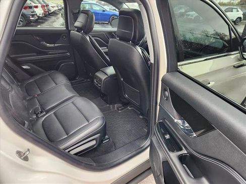 Used 2022 Lincoln Corsair Grand Touring w/ Elements Technology Bundle image 18