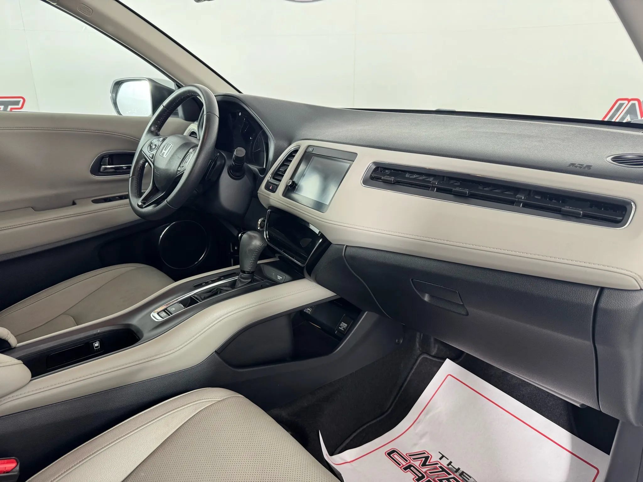 Used 2022 Honda HR-V EX-L image 12