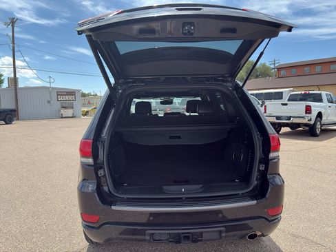 Used 2021 Jeep Grand Cherokee Limited w/ Quick Order Package 28K 80th AWD/4WD image 19