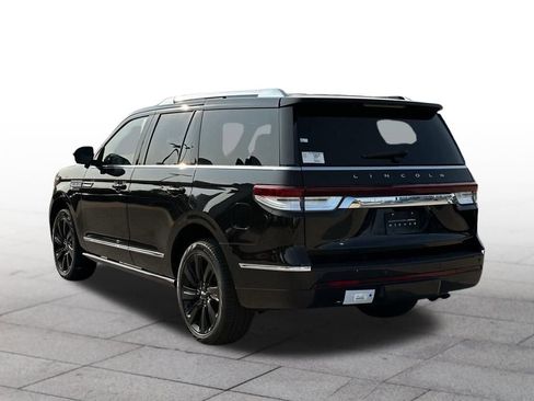 Used 2024 Lincoln Navigator Reserve image 5