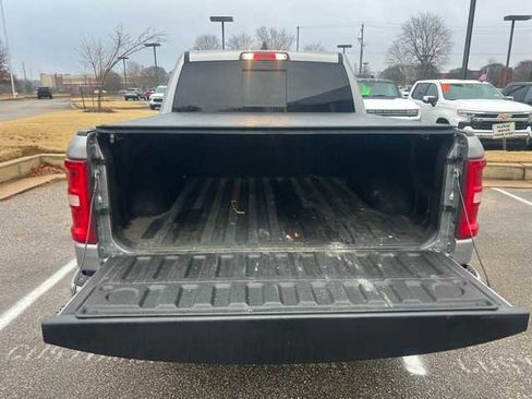 Used 2025 RAM 1500 Laramie w/ Sport Appearance Package image 5