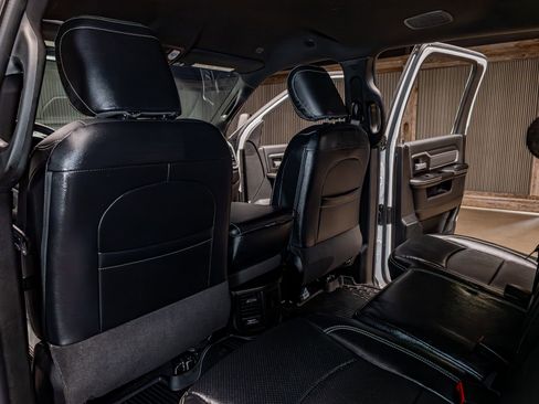 Used 2025 RAM 3500 Big Horn image 23