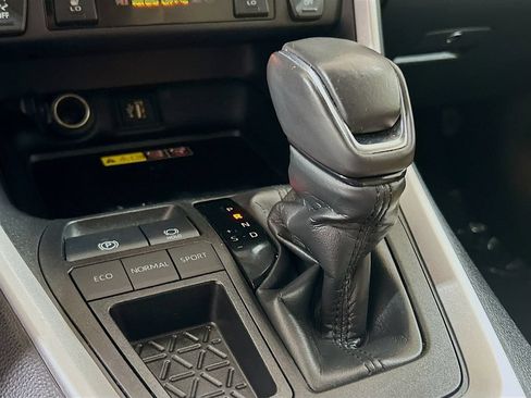 Used 2023 Toyota RAV4 XLE Premium FWD image 14
