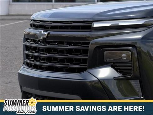 New 2026 Chevrolet Traverse LT w/ Midnight/Sport Edition FWD image 13
