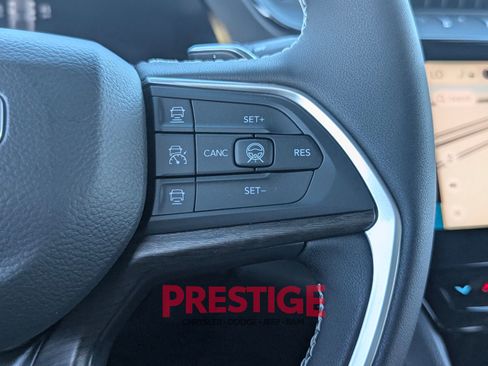 New 2026 Jeep Grand Cherokee Limited AWD/4WD image 16