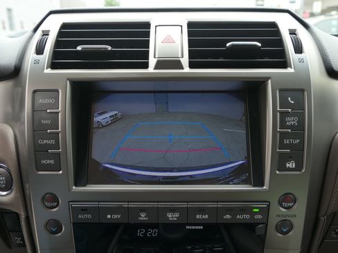 Used 2019 Lexus GX 460 Premium AWD/4WD image 23