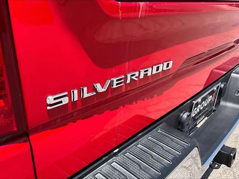 Used 2022 Chevrolet Silverado 1500 LT RWD image 30