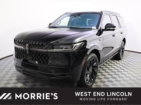 New 2025 Lincoln Navigator Reserve w/ Jet Appearance Package image 1