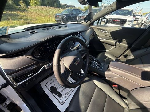 Certified 2023 Cadillac XT4 Sport w/ Cold Weather Package image 14