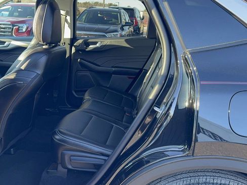 Certified 2022 Ford Escape SEL w/ Technology Package image 15