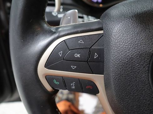Used 2014 Jeep Grand Cherokee Overland AWD/4WD image 28