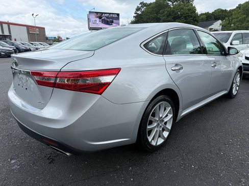 Used 2013 Toyota Avalon XLE Touring FWD image 5