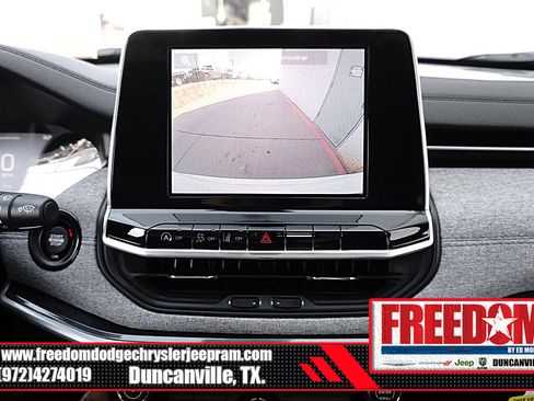 New 2026 Jeep Compass Latitude image 20