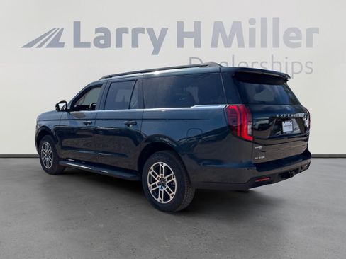 New 2026 Ford Expedition Max Active image 3