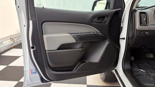 Used 2018 Chevrolet Colorado W/T w/ WT Convenience Package RWD image 14
