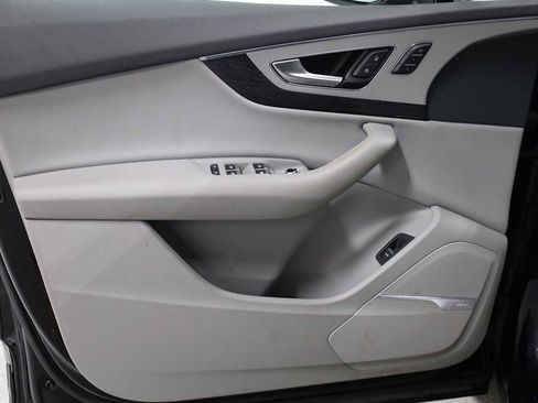 Used 2019 Audi Q7 2.0T Premium Plus w/ Premium Plus Package image 16