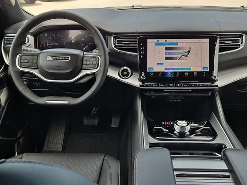 New 2026 Jeep Grand Wagoneer Limited AWD/4WD image 19