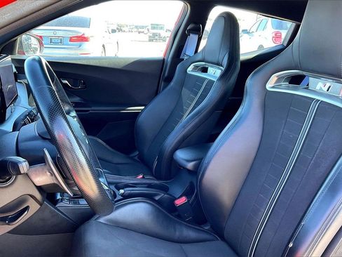 Used 2021 Hyundai Veloster N image 15
