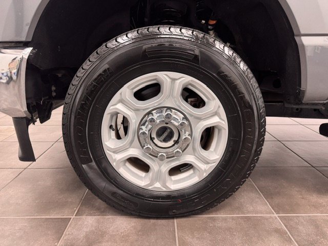 Used 2025 Ford F250 XLT AWD/4WD image 36
