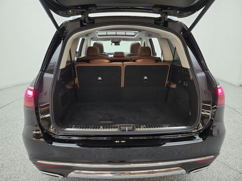Certified 2026 Mercedes-Benz GLS 450 4MATIC image 20
