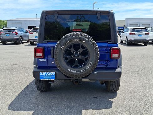Used 2020 Jeep Wrangler Unlimited Sport AWD/4WD image 5