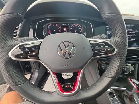 Used 2024 Volkswagen Jetta GLI Autobahn FWD image 16