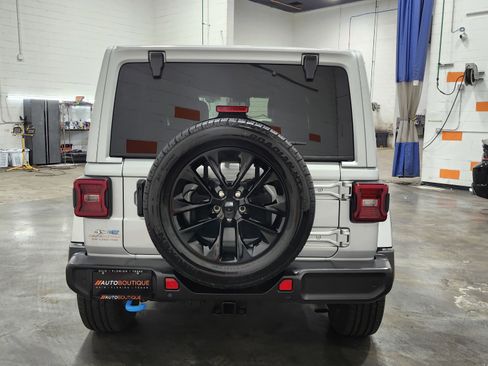 Used 2024 Jeep Wrangler Sahara w/ Technology Group image 19