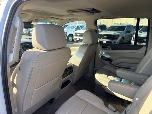Used 2019 GMC Yukon XL Denali w/ Open Road Package AWD/4WD image 25